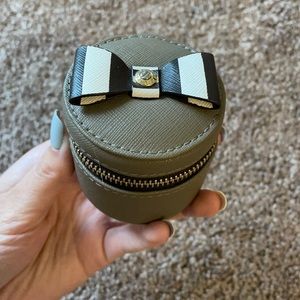 Henri Bendel Travel Jewelry container